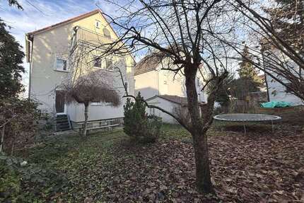 Haus zum Kaufen in Stuttgart 619.000 € 158.27 m² 9 zimmer