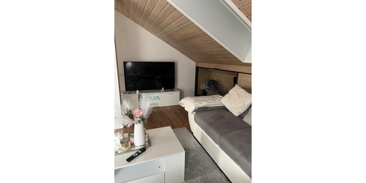 Etagenwohnung Ludwigsburg Hoheneck - 1.000&euro; | Angebot:25163217