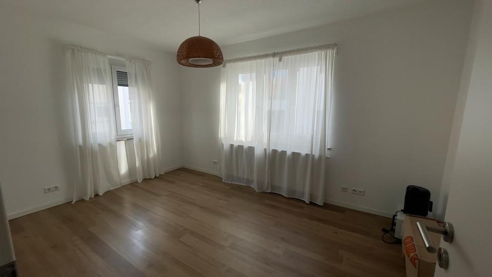 Etagenwohnung Stuttgart Neuwirtshaus - 3 Zimmer, 85 m&sup2;, 1.200&euro; | Angebot:25498321