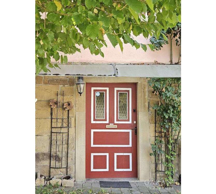Haus zum Kaufen in Pfaffenhofen 250.000 € 190 m²