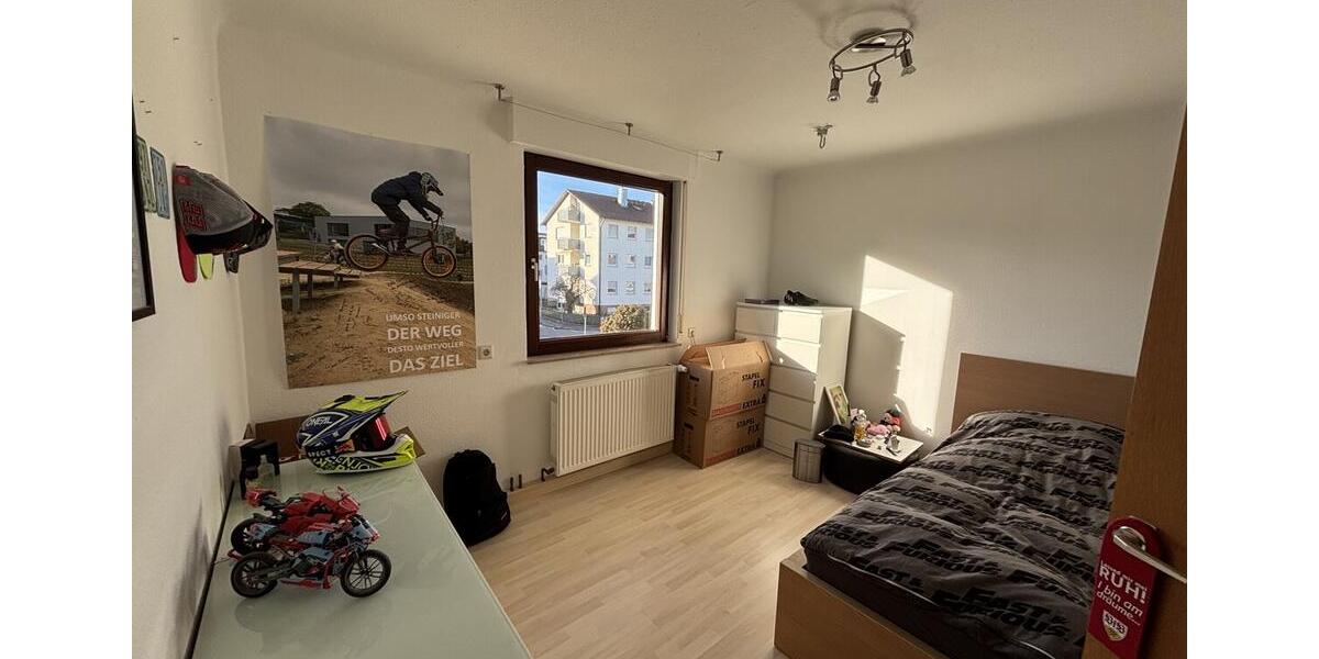 Einfamilienhaus Kernen im Remstal - 4 Zimmer, 110 m&sup2;, 1.500&euro; | Angebot:24465100