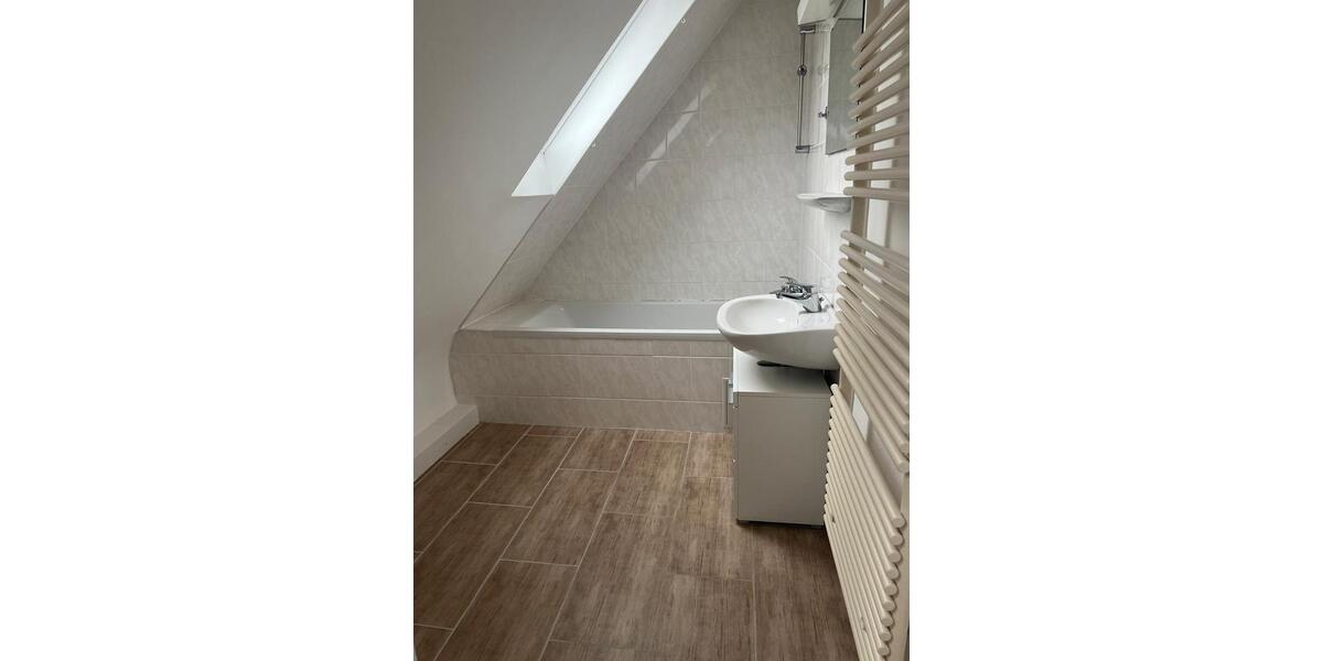Dachgeschoßwohnung Stuttgart Stuttgart-West - 2 Zimmer, 50 m&sup2;, 650&euro; | Angebot:26368782