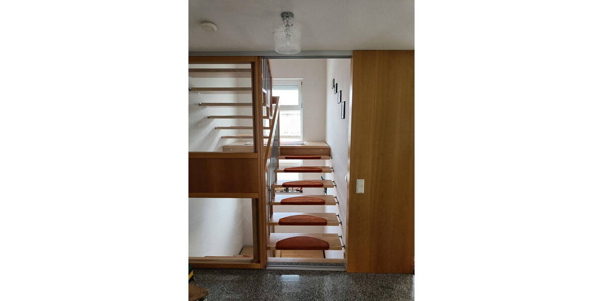 Einfamilienhaus Wiernsheim - 5 Zimmer, 127 m&sup2;, 1.560&euro; | Angebot:26527569