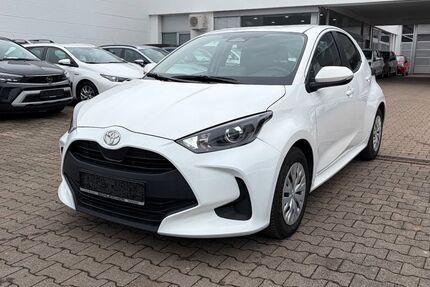 Toyota Yaris 21.960 km 18.895 &euro; Stuttgart 70597