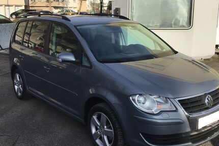 VW Touran 138.000 km 6.850 &euro; Remseck am Neckar 71686