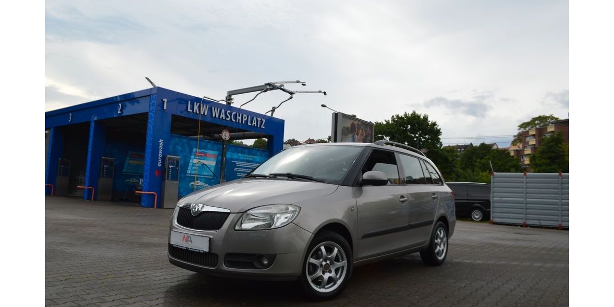 Skoda Fabia 199.000 km 2.499 € Stuttgart 70376