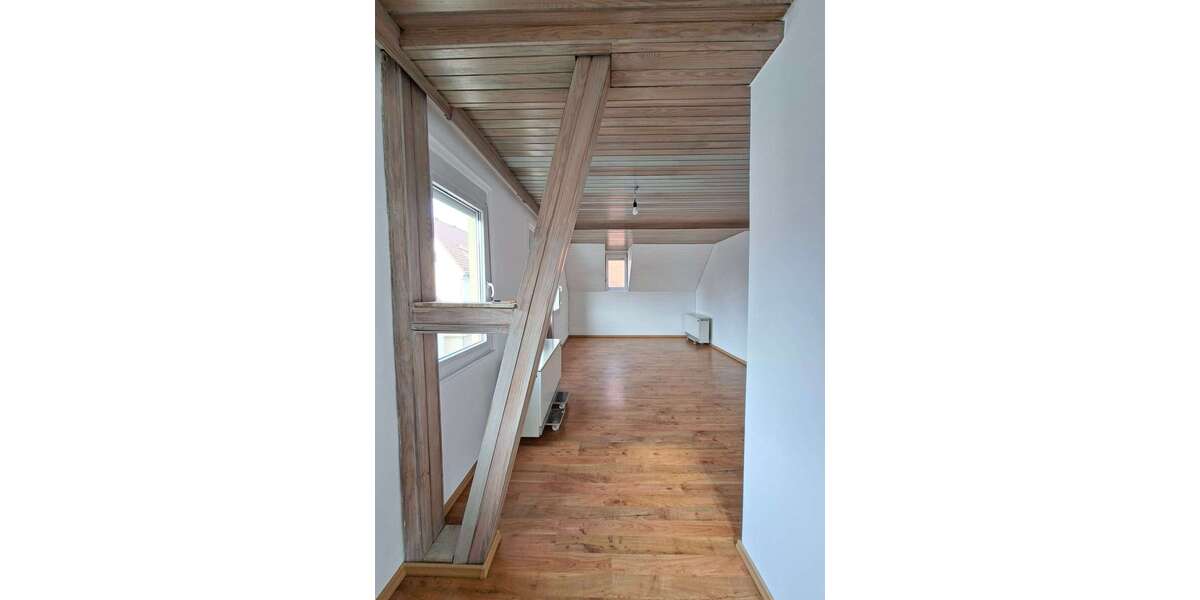 Etagenwohnung Stuttgart Luginsland - 2 Zimmer, 54 m&sup2;, 690&euro; | Angebot:26214033