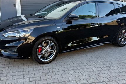 Ford Focus 82.500 km 15.590 &euro; Kirchentellinsfurt 72138
