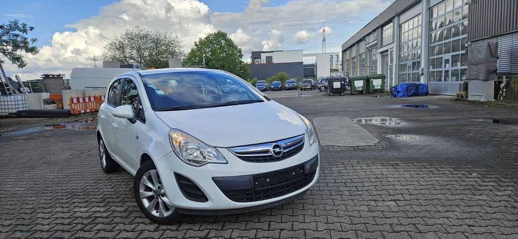 Opel Corsa 99.860 km 4.300 &euro; Waiblingen Neustadt ( 15 km von Stuttgart ) 71336