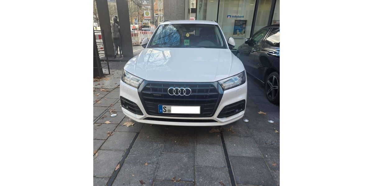 Audi Q5 124.000 km 26.000 € Stuttgart 70378