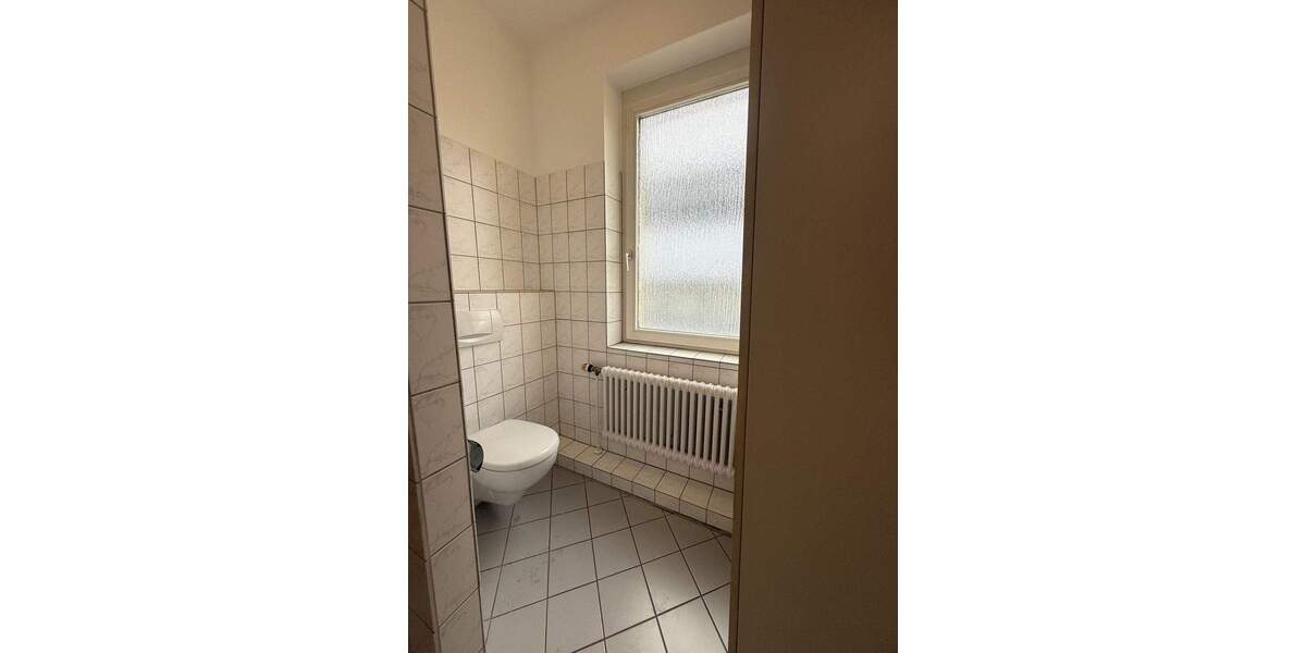 Etagenwohnung Nürtingen - 5 Zimmer, 142 m&sup2;, 2.441&euro; | Angebot:24767211