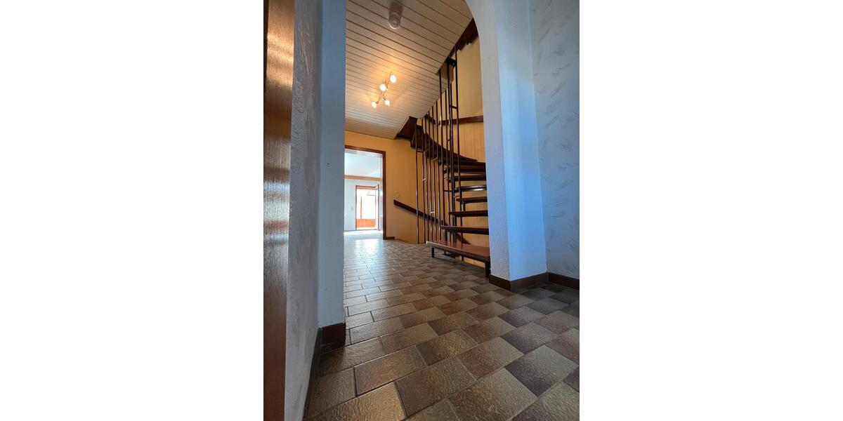 Reihenhaus Affalterbach - 6 Zimmer, 180 m&sup2;, 495.000&euro; | Angebot:26584825