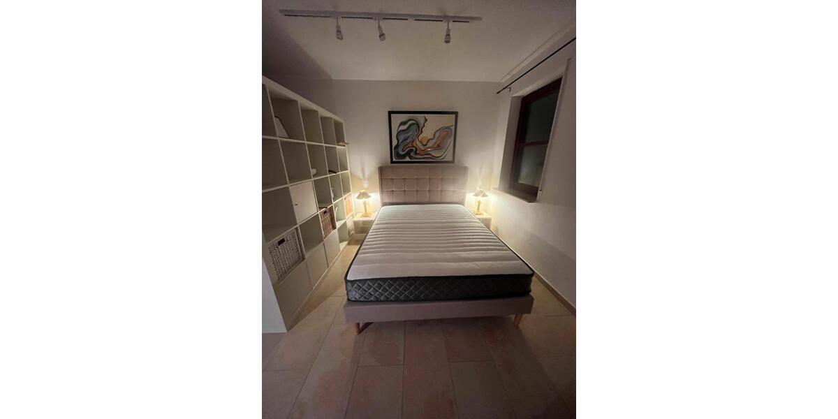 Etagenwohnung Stuttgart Lehen - 1.5 Zimmer, 28 m&sup2;, 900&euro; | Angebot:26267568