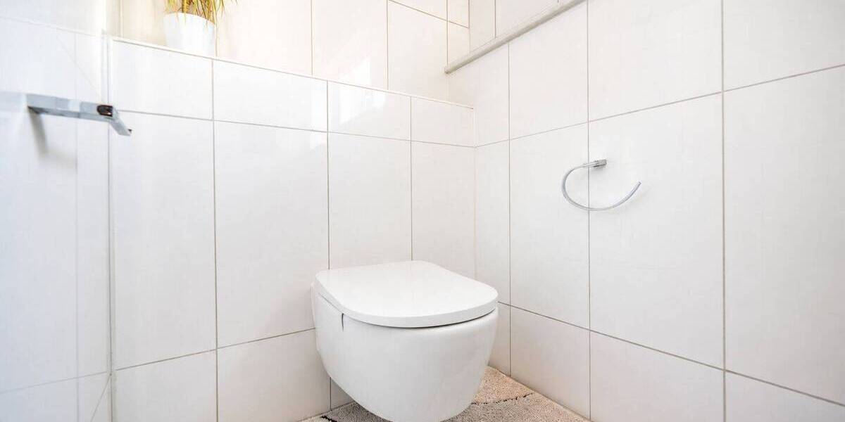 Reihenmittelhaus Stuttgart Rot - 6 Zimmer, 121 m&sup2;, 660.000&euro; | Angebot:26797804
