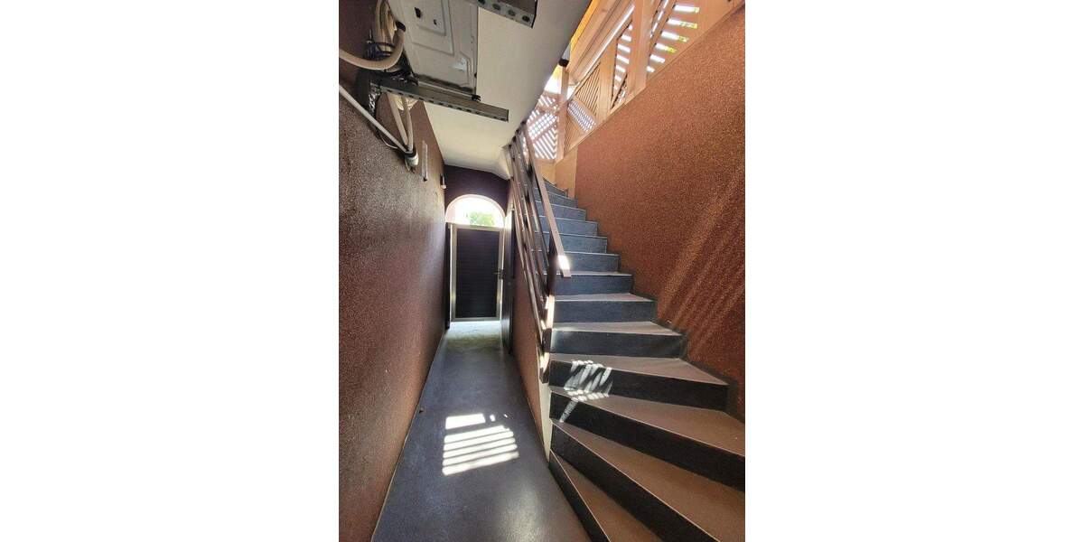 Mehrfamilienhaus, Wohnhaus Ostfildern Scharnhausen - 7 Zimmer, 291 m&sup2;, 990.000&euro; | Angebot:25724178