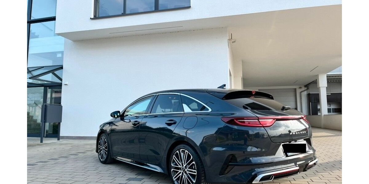 Kia pro ceed / ProCeed 60.000 km 22.300 &euro; Winnenden 71364