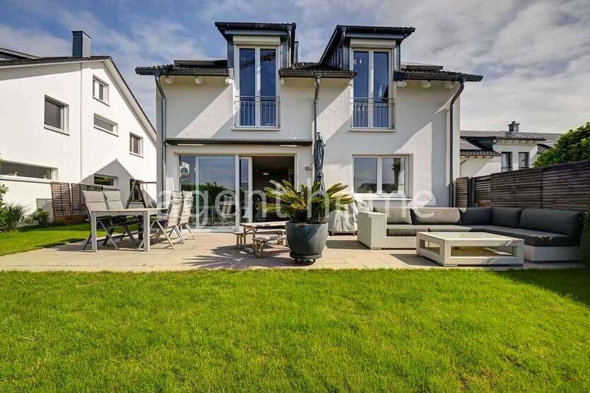 Wohnung zum Mieten in Aichtal 3.330 € 211 m²