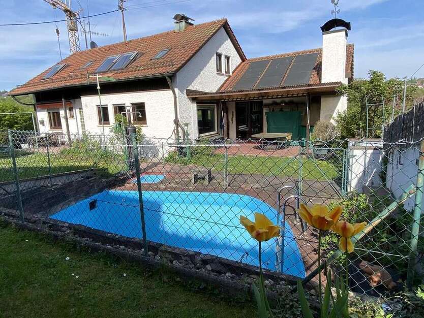 Haus zum Mieten in Esslingen 2.400 € 210 m²