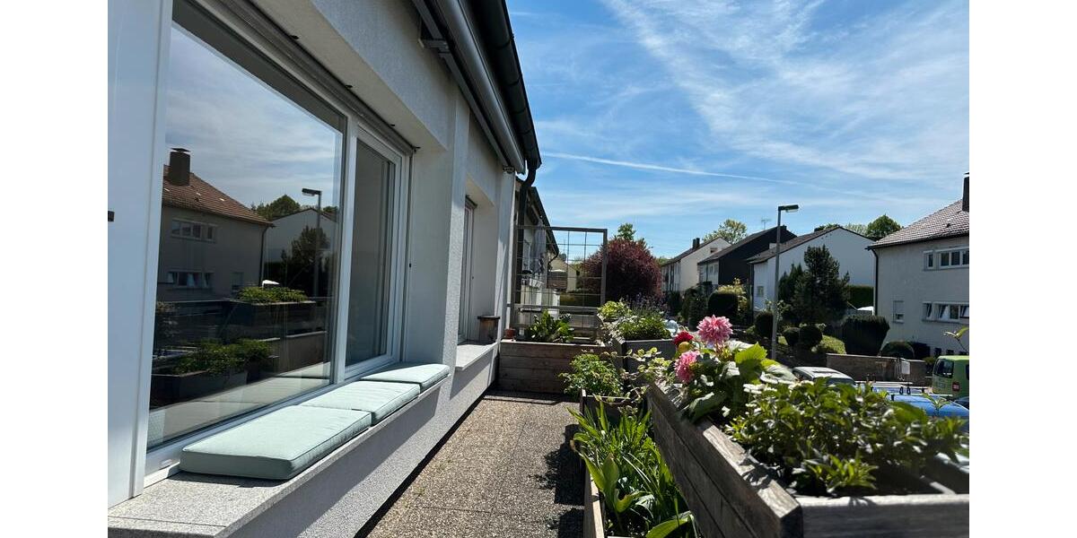 Helle 4½ Zimmer-Wohnung mit Terasse, inkl.Garage *PROVISIONSFREI* 4.5 zimmer