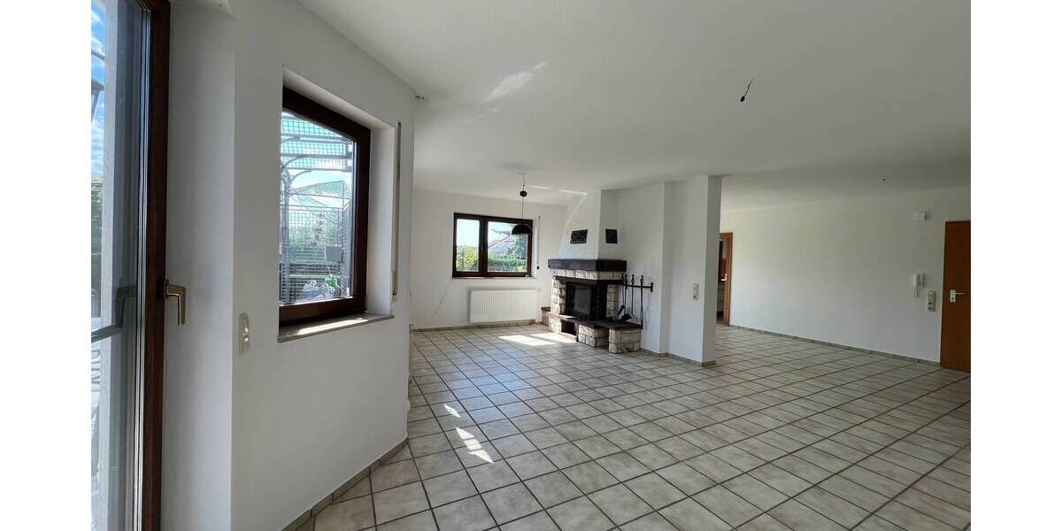 Einfamilienhaus Schwieberdingen - 8 Zimmer, 202 m&sup2;, 950.000&euro; | Angebot:25706113