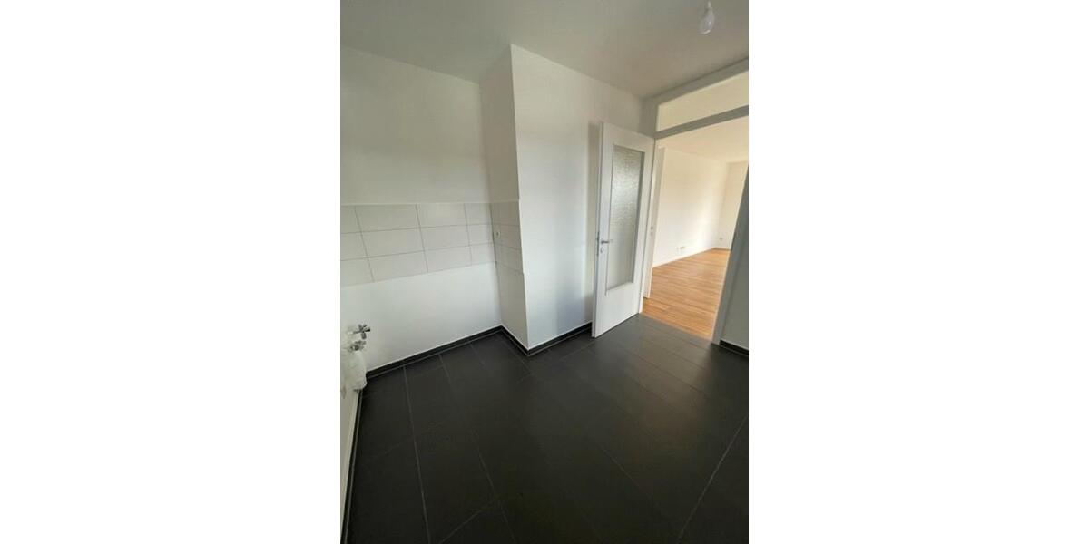Etagenwohnung Esslingen am Neckar Hegensberg - 3 Zimmer, 73 m&sup2;, 807&euro; | Angebot:26166023