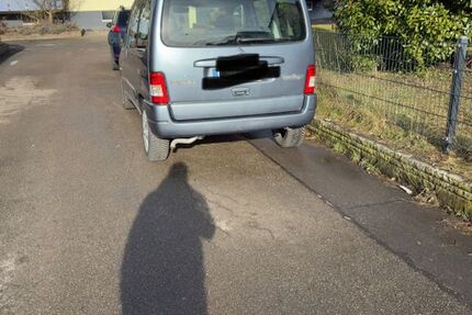 Citroen Berlingo 148.000 km 2.600 &euro; Leutenbach 71397