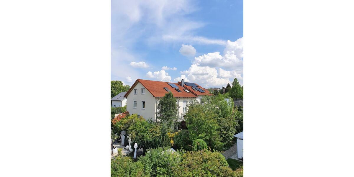 Lichtdurchflutete, exklusive Wohnung mit EBK und TG Platz im schönen Asperg mit S-Bahn-Anschluss ! 4 zimmer