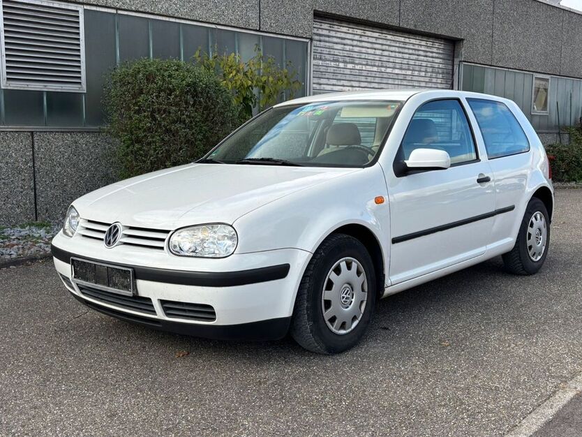 VW Golf 196.571 km 2.450 € Waiblingen 71334