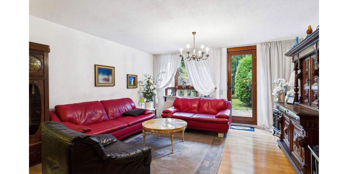 Reihenmittelhaus Stuttgart Stammheim - 5 Zimmer, 127 m&sup2;, 548.000&euro; | Angebot:25669368