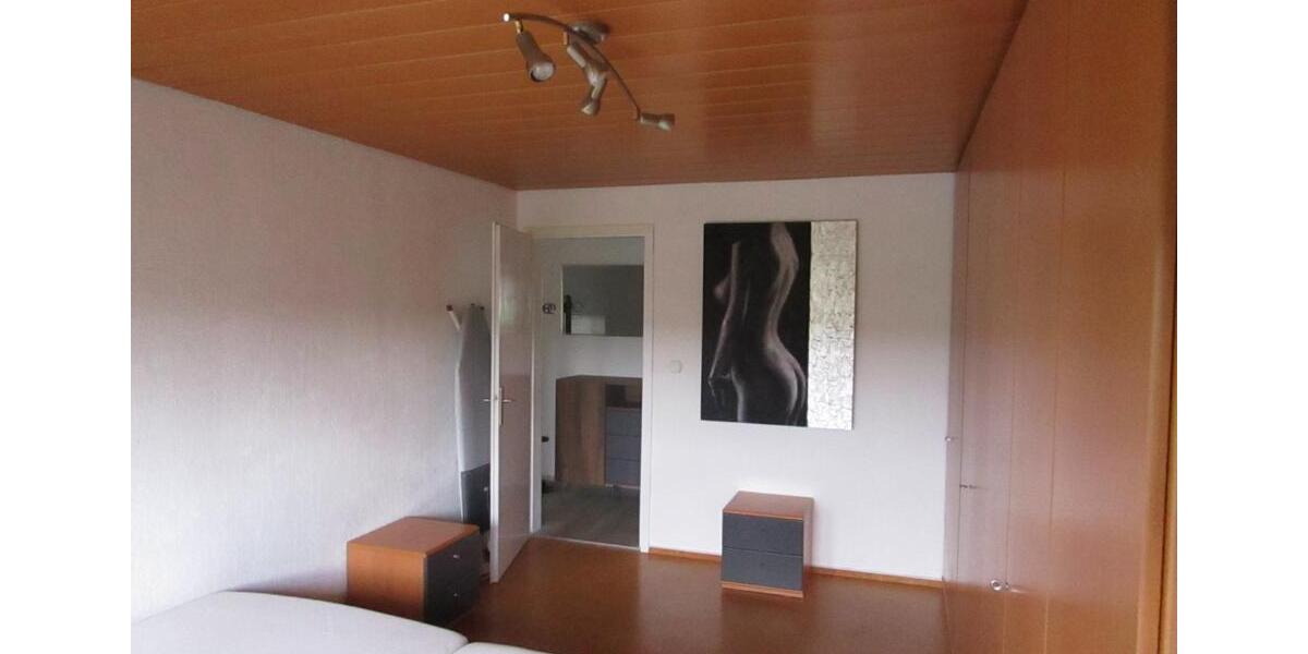 Dachgeschoßwohnung Ludwigsburg Eglosheim - 3 Zimmer, 71 m&sup2;, 1.400&euro; | Angebot:26577710