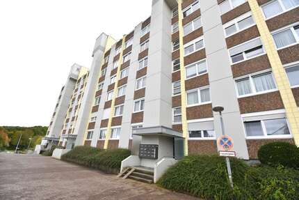 Wohnung zum Kaufen in Sindelfingen 268.000 € 82.43 m² 3.5 zimmer