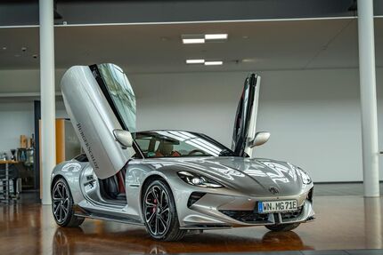 MG Cyberster 3.000 km 61.590 &euro; Waiblingen 71332