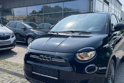 Fiat 500e 43.690 km 16.400 € Böblingen 71034