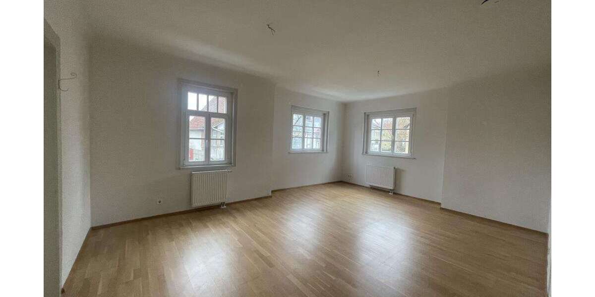 Etagenwohnung Sindelfingen Darmsheim - 3 Zimmer, 84 m&sup2;, 990&euro; | Angebot:25230353