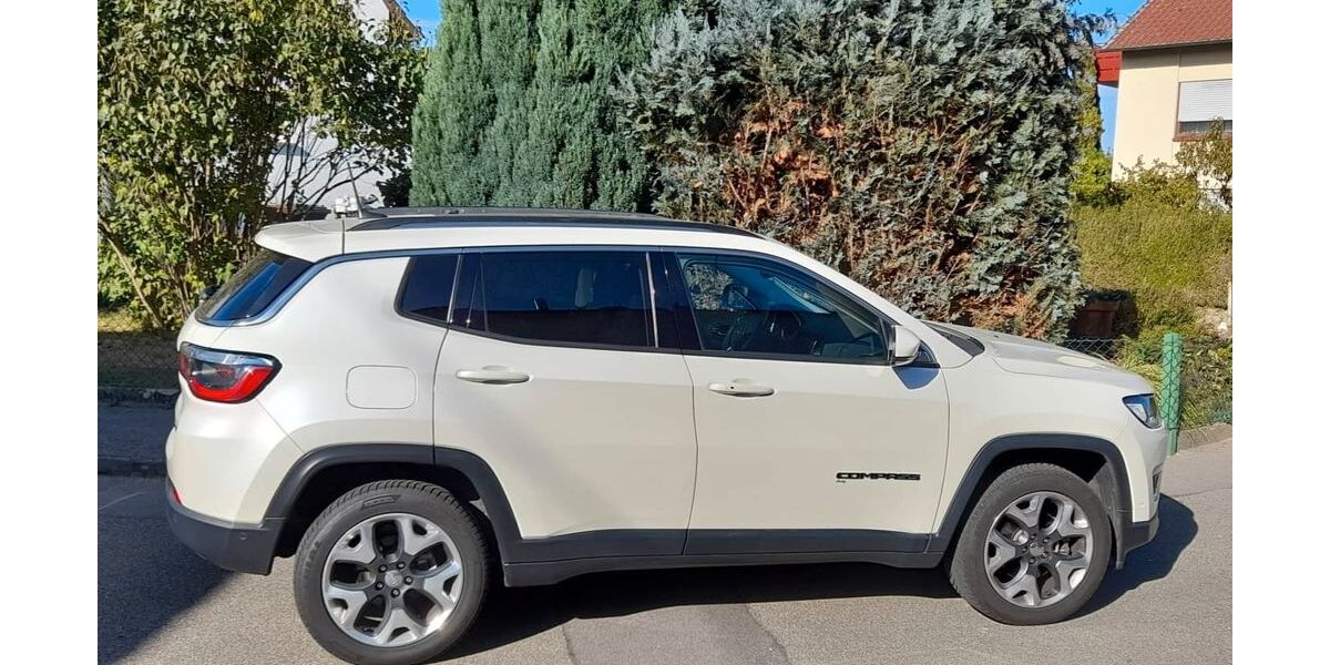 Jeep Compass 34.950 km 22.000 &euro; Allmersbach im Tal 71573