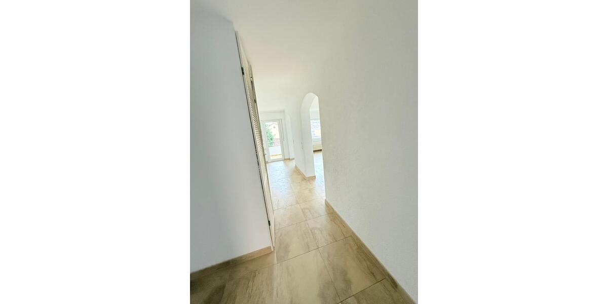 Erdgeschoßwohnung Ludwigsburg Eglosheim - 2 Zimmer, 84 m&sup2;, 1.100&euro; | Angebot:26234296