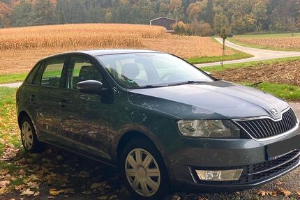 Skoda Rapid 148.800 km 8.900 € Altdorf 71155
