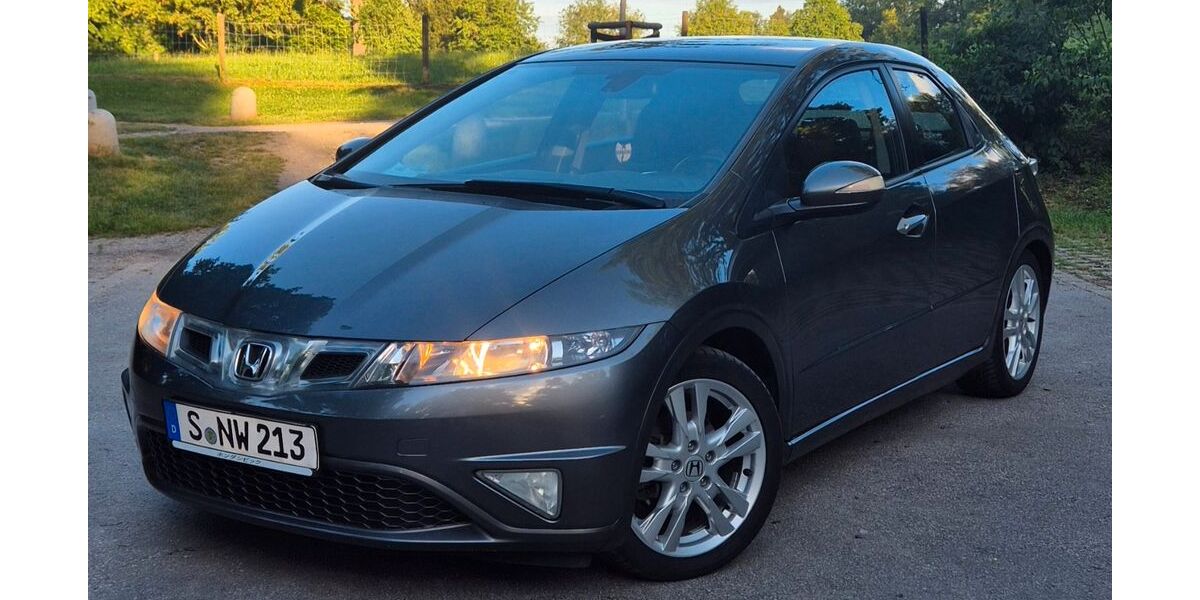 Honda Civic 153.640 km 6.999 &euro; Stuttgart 70372
