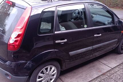 Ford Fiesta 163.900 km 1.900 &euro; Kirchheim unter Teck 73230