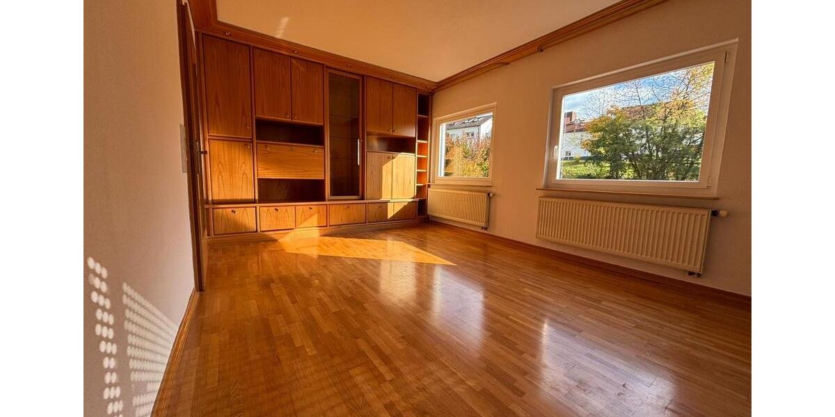 Haus zur Miete - DHH mit Garten, Balkon + Garage in Musberg 4 zimmer