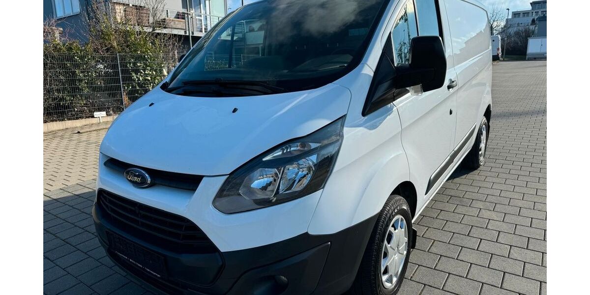 Ford Transit Custom 242.000 km 7.980 € Holzgerlingen 71088
