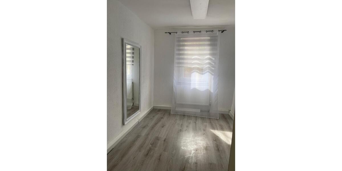 Etagenwohnung Asperg - 3 Zimmer, 60 m&sup2;, 990&euro; | Angebot:26350159