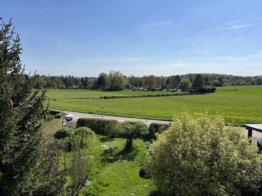 NEUE DHH in Aussichtslage von S-Heumaden: 