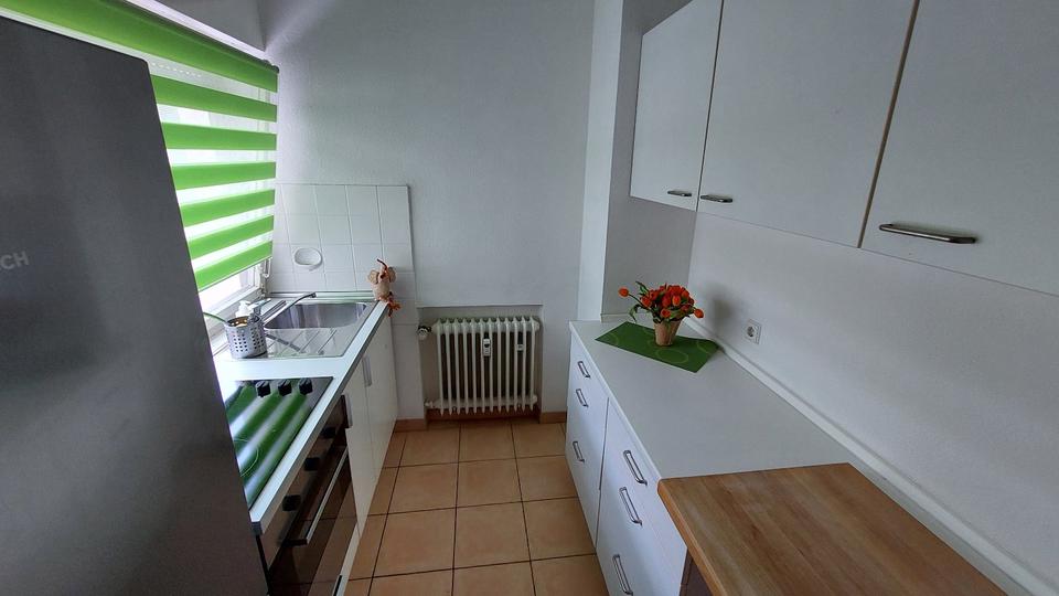 Hochparterre Esslingen am Neckar Hegensberg - 2 Zimmer, 43 m&sup2;, 172.000&euro; | Angebot:26927356