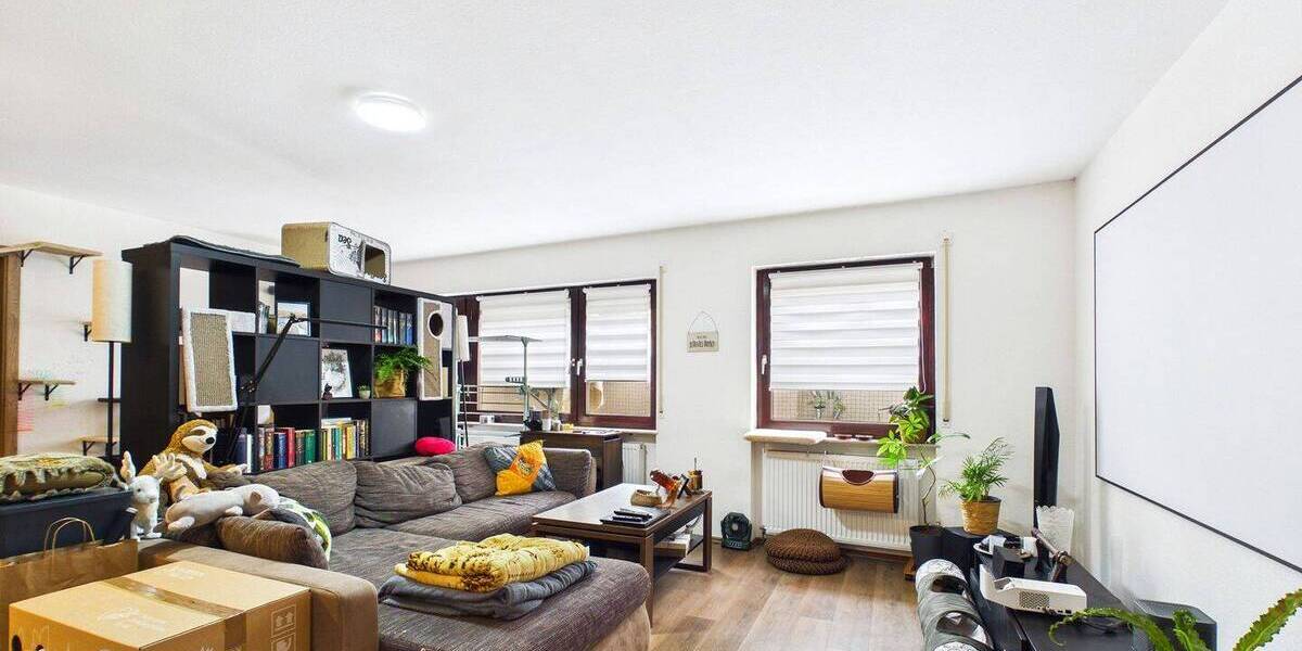 Etagenwohnung Bad-Cannstatt Bad Cannstatt - 3 Zimmer, 87 m&sup2;, 1.615&euro; | Angebot:26417581