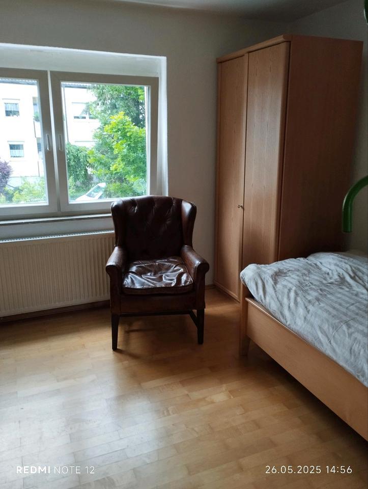 ein WG Zimmer in Stuttgart - Feuerbach zu vermieten