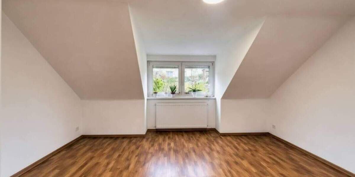 Etagenwohnung Stuttgart Ost - 4 Zimmer, 72 m&sup2;, 267.000&euro; | Angebot:24846790