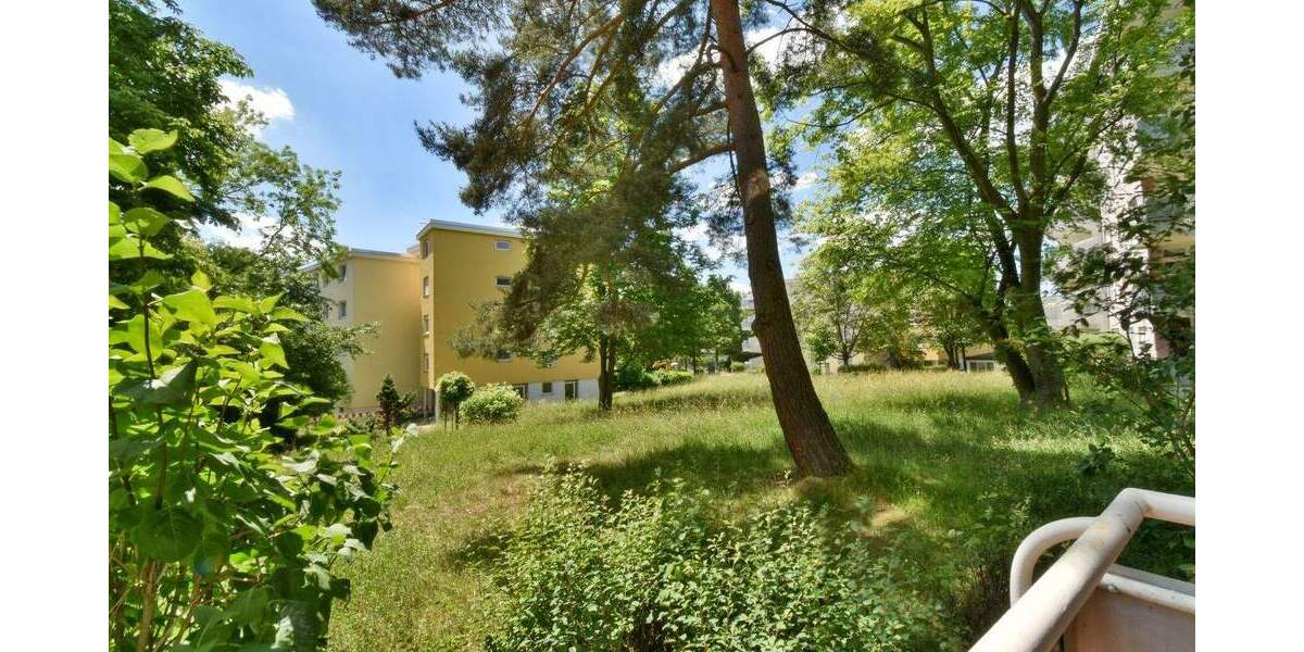 Etagenwohnung Böblingen - 5 Zimmer, 144 m&sup2;, 1.780&euro; | Angebot:24973929