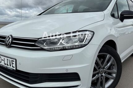 VW Touran 159.000 km 20.990 € Böblingen/Stuttgart 71034