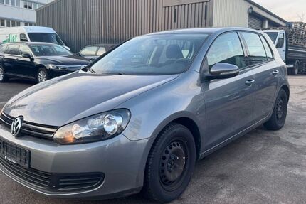 VW Golf 72.697 km 4.299 &euro; Korntal-Münchingen 70825